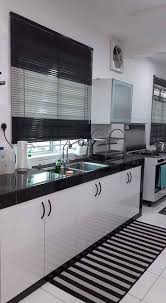 Hanya bermodalkan rm200 sahaja, wanita ini dapat menghias dapurnya menjadi sangat cantik berbanding dengan keadaan sebelumnya. Wanita Ini Kongsi Deco Dapur Guna Konsep Bnw Giler Deco