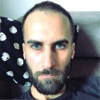 200+ perfiles de «Varanelli»