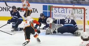 A goalie save from winnipeg jets vs. Flames Beat Jets 6 2