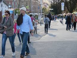 Germans Dress Quite Formally And Stylishly Very Smart Casual Or Smart Business Orientated Clothes Will Carry You Through Very Smart Casual German Dress Casual