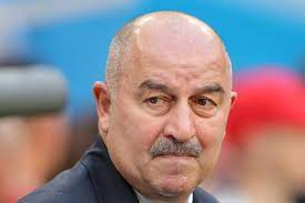 Тренер виктор онопко заявил о намерении прийти на смену станиславу черчесову на посту главного тренера сборной россии по футболу. Stanislav Cherchesov Kupil Novuyu Bmw I Staruyu Devyatku Chempionat