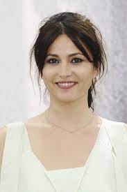 Elle préféra jouer de son image protection des animaux, elle aura marqué la jeunesse de son époque, capable de s'identifier à sa fougue, sa naïveté, sa légèreté et sa malice qu'elle. Brigitte Bardot Decouvrez Sa Magnifique Petite Fille Anne Charrier Qui Est Deja Mere