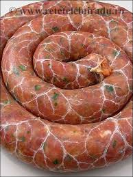 You can make your own homemade sausage! Carnati In Stil Thailandez Homemade Sausage Recipes Sausage Recipes Smoked Food Recipes