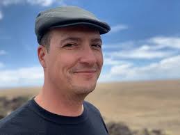 Student, Faculty & Alumni Profiles