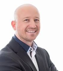 Realitní makléri, str. 3