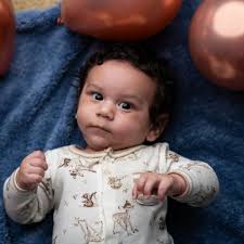 Amir, my son. I didn't get a chance to know you. This is the last pic I  have of you when you were 6 months. I never got to say goodbye when