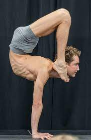 Ten men and 10 women moved from saturday's qualifying round to sunday's finals, including seven americans. Usa Yoga Champions