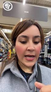 Explore la culture marocaine à travers des vidéos fascinantes