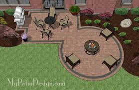 395 Sq Ft Rectangle Patio Design With Circle Fire Pit Area Fire Pit Patio Small Patio Design Backyard Fire