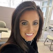 Angela Rashid's Instagram, Twitter & Facebook