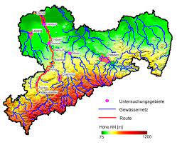 Ebenso ist in chamerau in der oberpfalz der roßbach wegen starkregens über die ufer getreten. Www Edac Biz Hochwasser Sachsen 2013