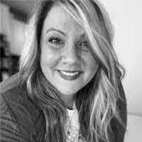 Ashley Dycus's Instagram, Twitter & Facebook