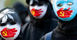 Ze vormen er met 11 miljoen mensen zowat 45 procent van de bevolking in deze regio. Oeigoeren Geen Babymakers Meer Volgens China Na Gedwongen Sterilisatie