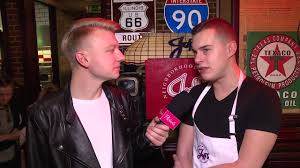 Zalicza się do grona aktorów młodego pokolenia. Adam Zdrojkowski O Udziale Jego Dziewczyny W Tancu Z Gwiazdami Youtube
