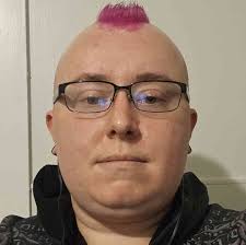 I notice that most people hate cops in this group. I understand the  problems associated w a police force and maintaining law and order. The  Stanford prison experiment comes to mind; it