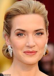 Kate Winslet Natural Makeup Mother Of The Bride Hair Mother Of Bride Makeup Wedding Hair And Makeup