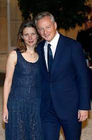 Je ne l'imagine pas pour tout vous dire parce que je connais mes deux aînés, voila ! Bruno Le Maire Decouvrez Pauline Son Epouse Et Mere De Ses Quatre Enfants