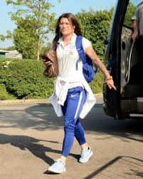 Ramona bachmann (1990 25 aralık doğumlu) bir i̇sviçre profesyonel futbolcu bir şekilde oynar ileriye fransız. 36 Ramona Bachmann Ideen Frauenfussball Ramona Bachmann Fussball