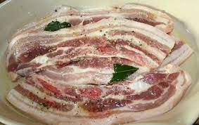 Mijotée, sautée, au four, les recettes pour apprêter la poitrine de poulet ne manquent pas sur recettes du québec! Poitrine De Porc A La Mijoteuse Roti De Porc A La Quebecoise A La Mijoteuse Ou Pas Assaisonner De Sel Et De Poivre Au Gout Judikanalonabadi