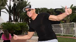 We would like to show you a description here but the site won't allow us. Das Wahnsinns Training Der Tochter Von Jean Claude Van Damme