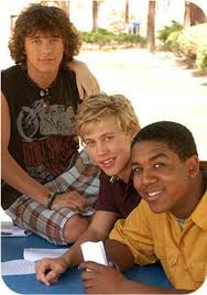 Austin butler as james garrett. Where Are The Cast Of Zoey 101 Now Entertainment Heat