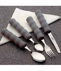 Couvert De Cuisine Adapte A Chaque Type De Handicap