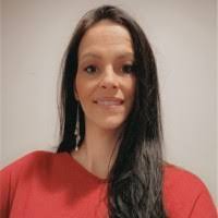 Tabitha Nolan's Instagram, Twitter & Facebook