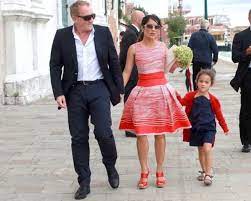 Salma hayek is a mexican and american film actress and producer know all about her in this article as like her family, net worth, parents, husband, daughter, education and biography Salma Hayek Husband Francois Henri Pinault Age Daughter