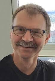 Leonard Dueck's Instagram, Twitter & Facebook