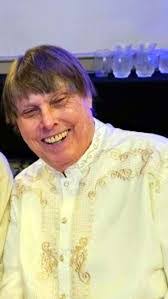 Robert Griffiths's Instagram, Twitter & Facebook