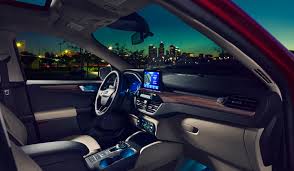 It's slightly bigger than the escape it replaces but drives more like a car than ever. 2020 Ford Escape Specs Features Photos
