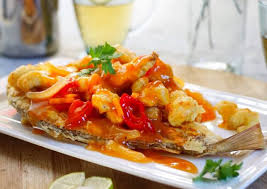 Bawal emas masam manis by cik kiah kicen. Resep Kakap Krispi Saus Asam Manis