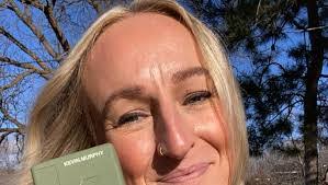 Kevin Wash's Instagram, Twitter & Facebook