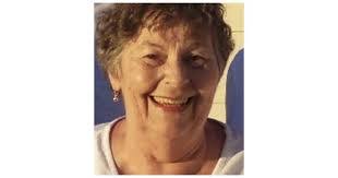 Melissa Mehring's Instagram, Twitter & Facebook