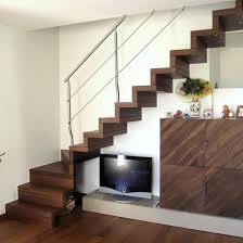 Anche quelle precostruite e autoportanti, possono essere personalizzate sia nei materiali che nei colori ed essere quindi adattate alla perfezione al resto degli arredi della casa! Scale A Sbalzo Magnani Ricci Scale Interne Arredamento Sala Ikea Progettazione Scale