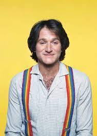 I don't have a college degree, and my father didn't have a college degree, so when my son, zachary, graduated from college, i said, 'my boy's got learnin'!' A High Quality Picture Of A Very Young Robin Williams Pics