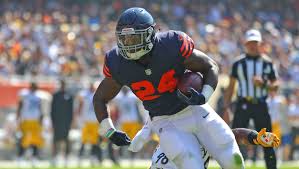 1920 the chicago bears and the arizona cardinals (originally the chicago cardinals) are the two charter members of the national football league still in existence. Chicago Bears Bring Back Orange Alternate Jerseys For 2018 Nfl Season