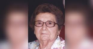 Sharon Dunton's Instagram, Twitter & Facebook