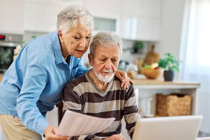 Crédit d'impôt quand on a 70 ans : comment l'obtenir ?