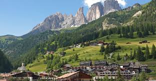 Contattate il personale degli uffici turistici nelle diverse località in val di fassa. Bergfex Campitello Di Fassa Holiday Campitello Di Fassa Travel Campitello Di Fassa