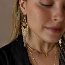 Kerry Melton's Instagram, Twitter & Facebook