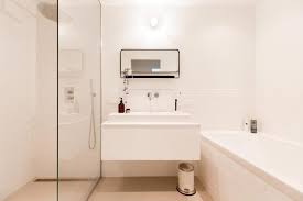 27x Kleine Badkamer Met Bad En Douche Interieur Inrichting