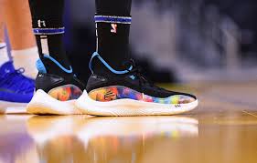 These are 8 impossible stephen curry's shots which are rarely to be seen in a normal nba game. B R Kicks Stephen Curry Debuting The Curry 8 Tonight In Facebook