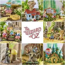 Wizard Of Oz Motifs Miniature Wizard Of Oz Collection Wizard Of Oz Kit Miniature Gardening In Fairy Garden Kit Miniature Garden Fairy Garden Accessories