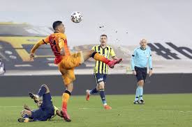 Ana sayfa spor fenerbahçe'nin iptal edilen gol pozisyonu ofsayt mı? Fenerbahce Yi Deplasmanda 1 0 Maglup Eden Galatasaray Super Lig De Liderlige Yukseldi Independent Turkce