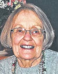 Amy Karch's Instagram, Twitter & Facebook