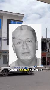 📌#LAMENTABLE 😭 Manuel Cosme Sánchez Aguilar, de 56 años, murió este lunes  en el barrio Buenos Aires de Machala tras caer de un andamio cuando se  rompió una cuerda. Aunque fue auxiliado con vida, ...