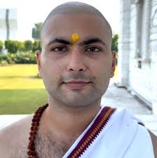 A teacher played “This Woman's Work”, by Maxwell in hot yoga yesterday and  I had to hear it while sequencing my class for 12/11, because it is one of  my favorite songs