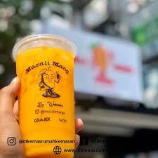 Setiap minuman pakai satu gelas plastik. Hanya Pakai Alat Sablon Gelas Ini Minuman Kekinian Laku Lebih Mahal