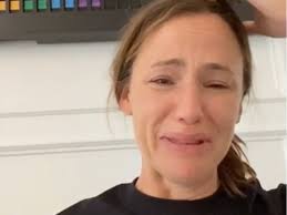 Watch Jennifer Garner React to Office Series Finale